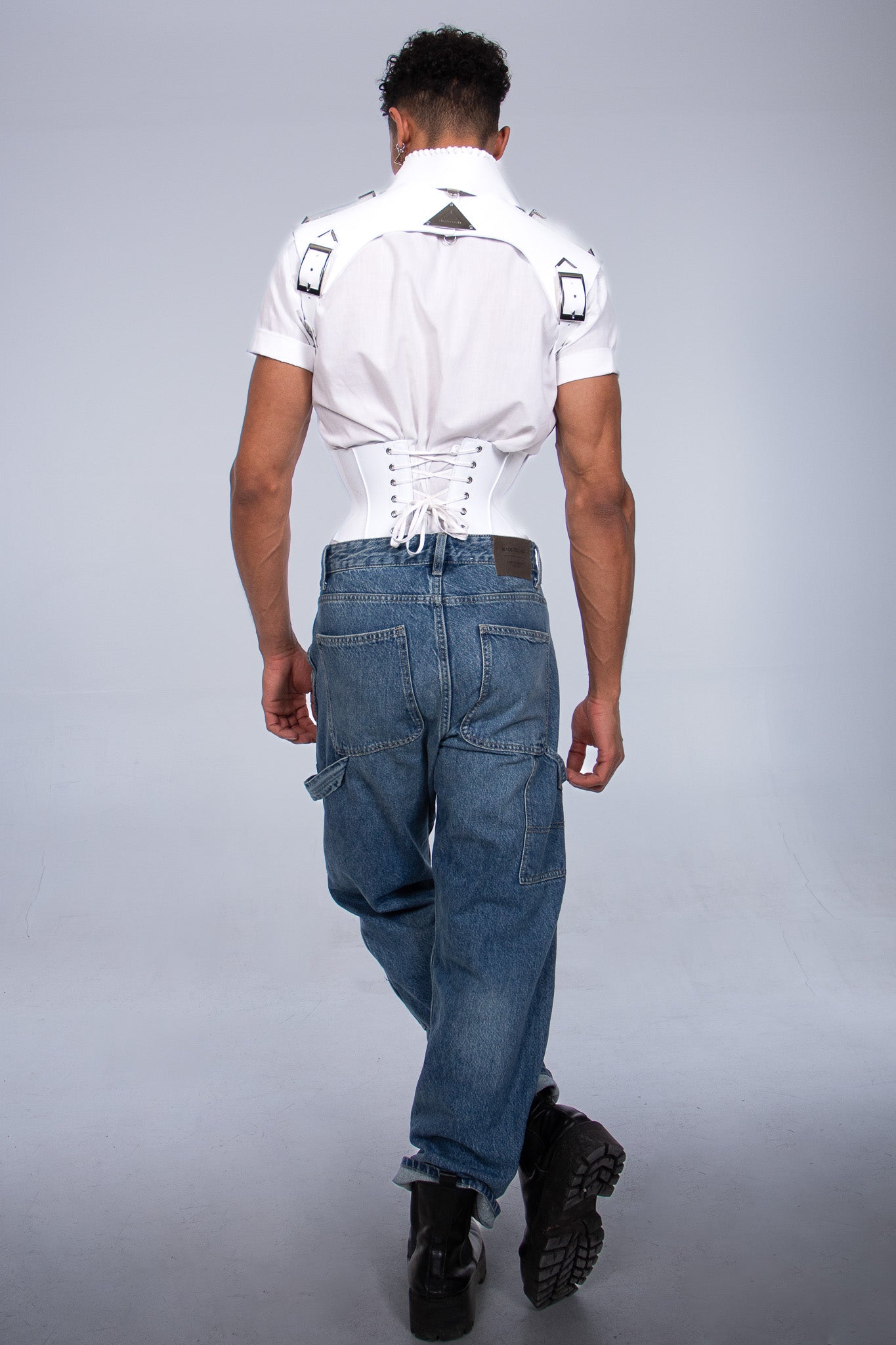 Fashion-forward Violetta corset belt in sleek white, ideal for defining your waistline