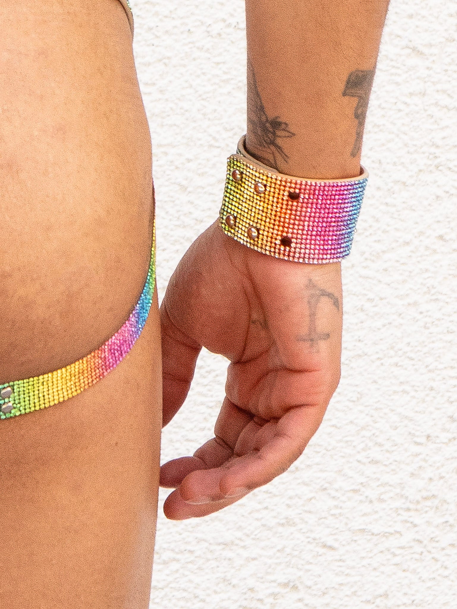 CUFF LOGO RAINBOW