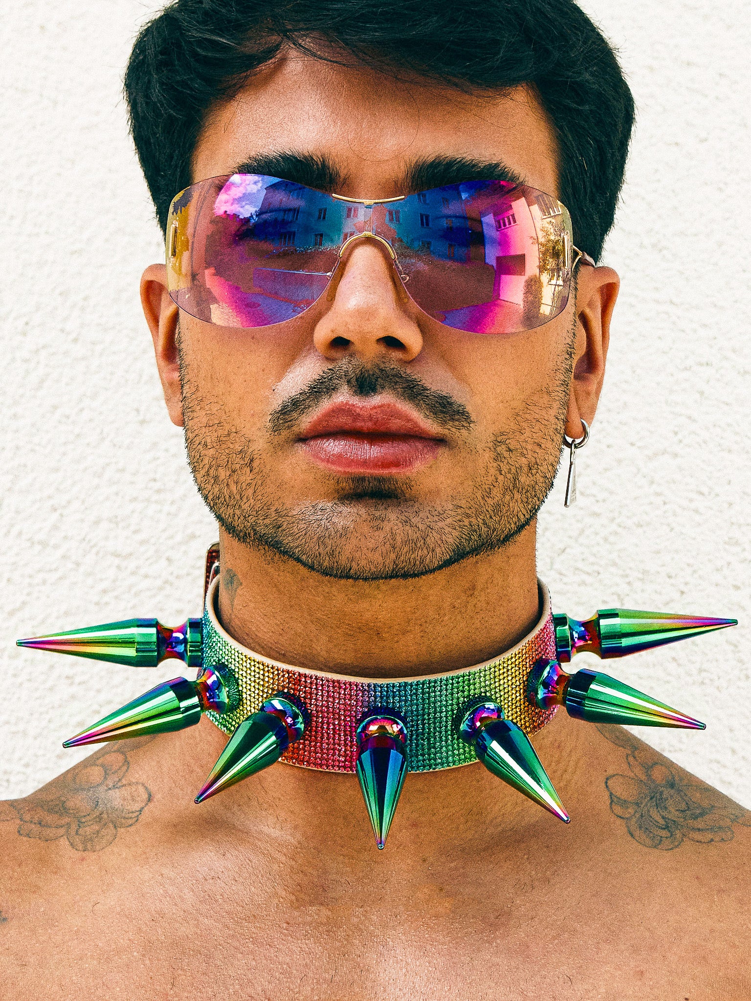 SPIKE CHOKER in RAINBOW