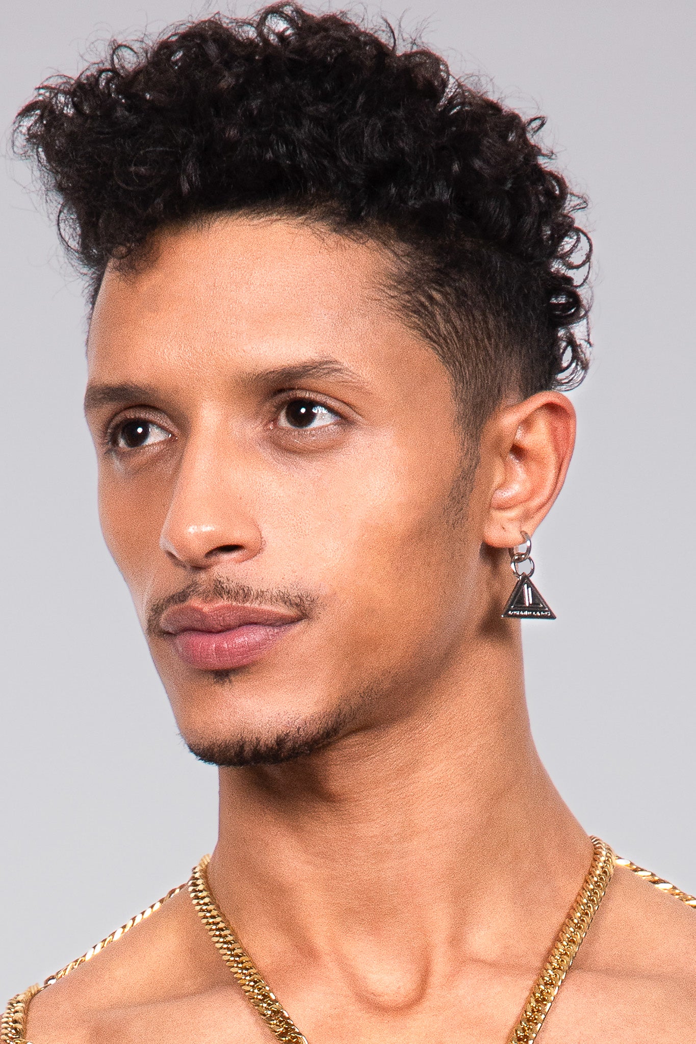 LOGO EAR RING