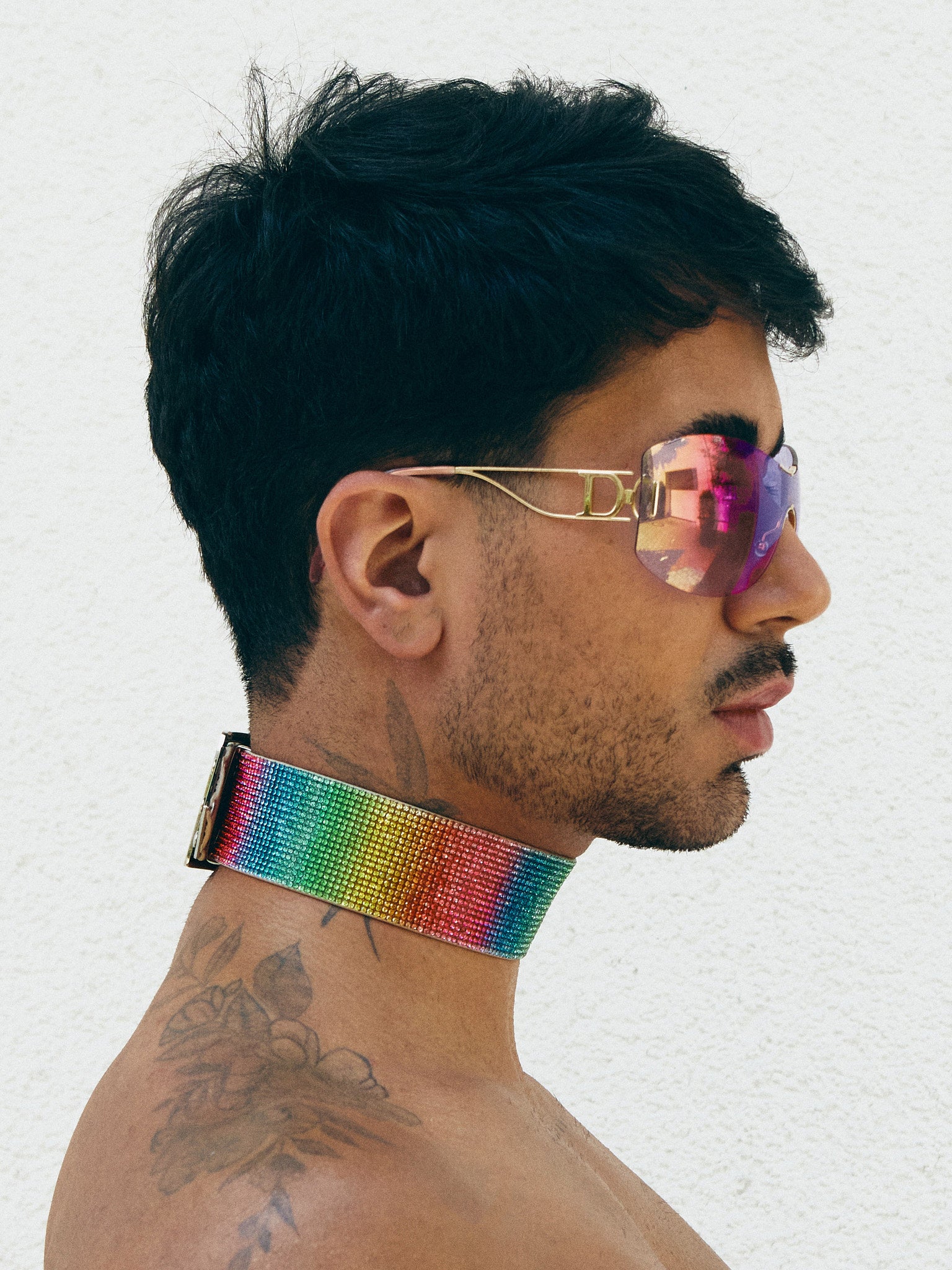 picture for our crystal rainbow pride choker by Lorand Lajos backside with shiny buckle